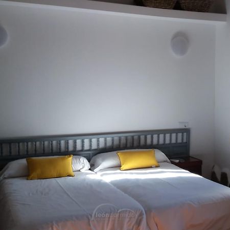 Hostal León Dormido Polop Exterior foto