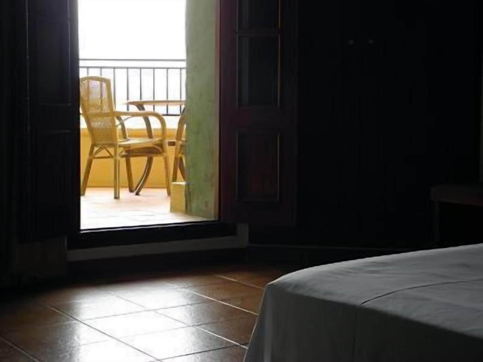 Hostal León Dormido Polop Exterior foto