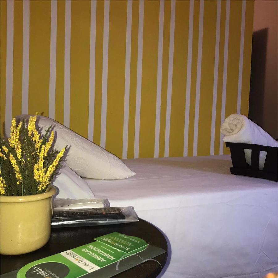 Hostal León Dormido Polop Exterior foto