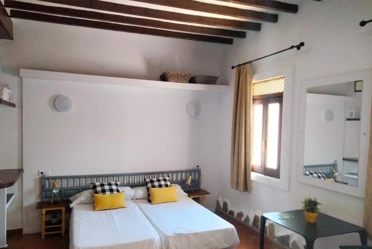 Hostal León Dormido Polop Exterior foto