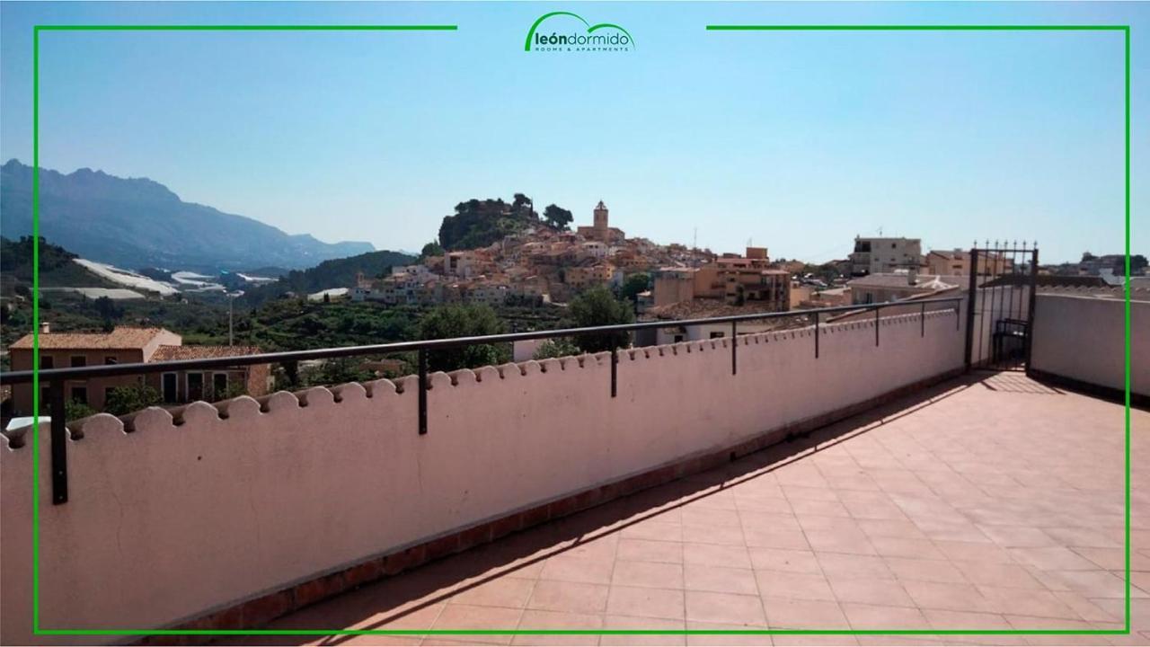 Hostal León Dormido Polop Exterior foto