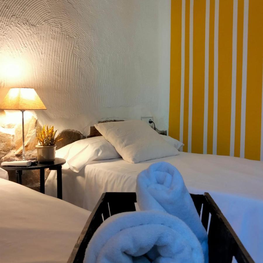 Hostal León Dormido Polop Exterior foto