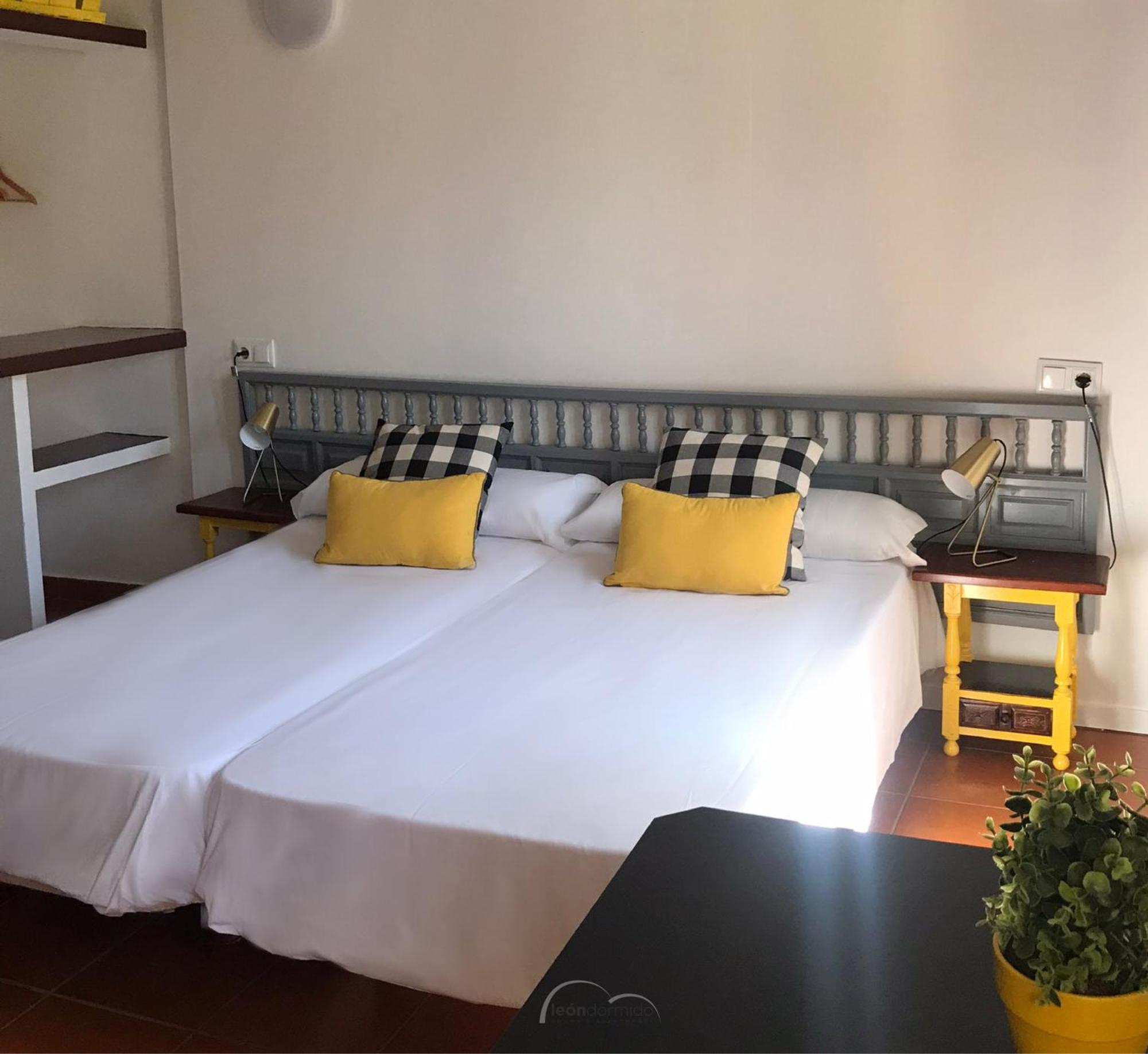 Hostal León Dormido Polop Exterior foto